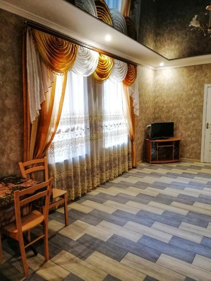 Апартаменти Посуточная аренда в центре Кропивницкого Кропивницький Екстер'єр фото